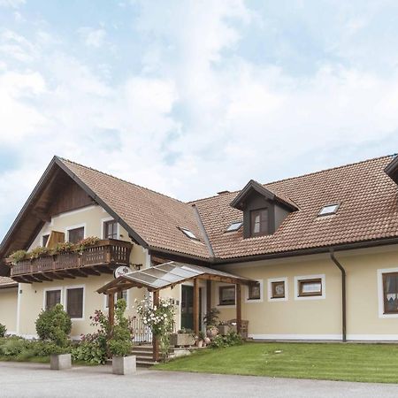 Landhof Lazarus Otel Mooskirchen Dış mekan fotoğraf