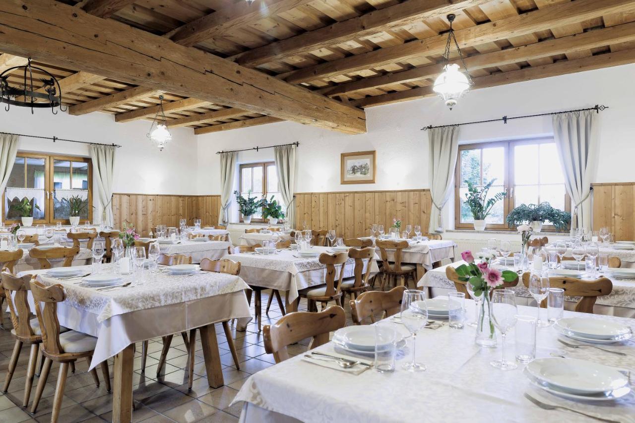 Landhof Lazarus Otel Mooskirchen Dış mekan fotoğraf