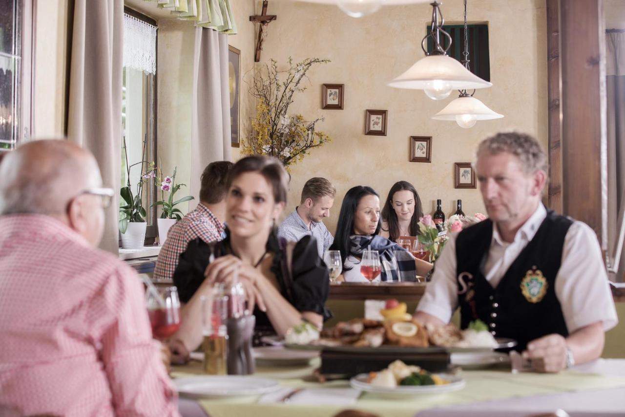 Landhof Lazarus Otel Mooskirchen Dış mekan fotoğraf